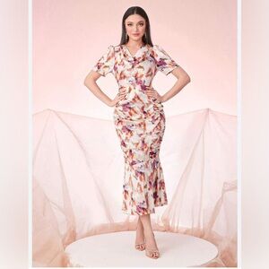 SHEIN Modely Floral Print Ruched Mermaid
Hem Dress Size Large